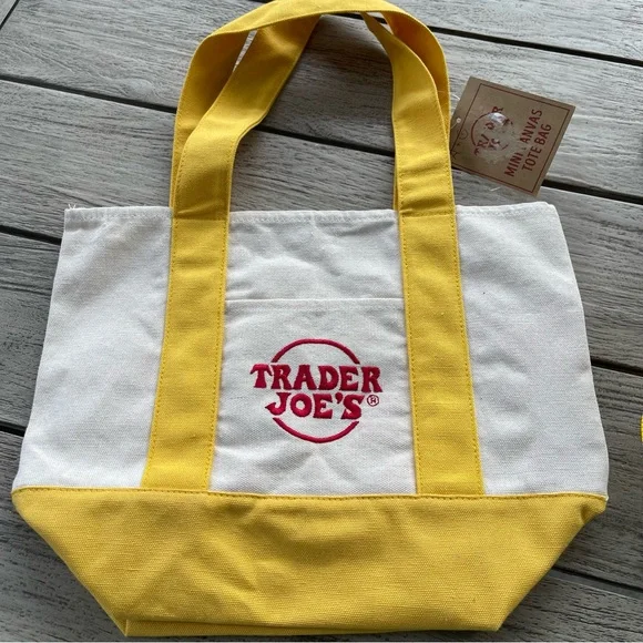 Trader Joe's Yellow and White Canvas Tote Bag NWT - Picture 6 of 6